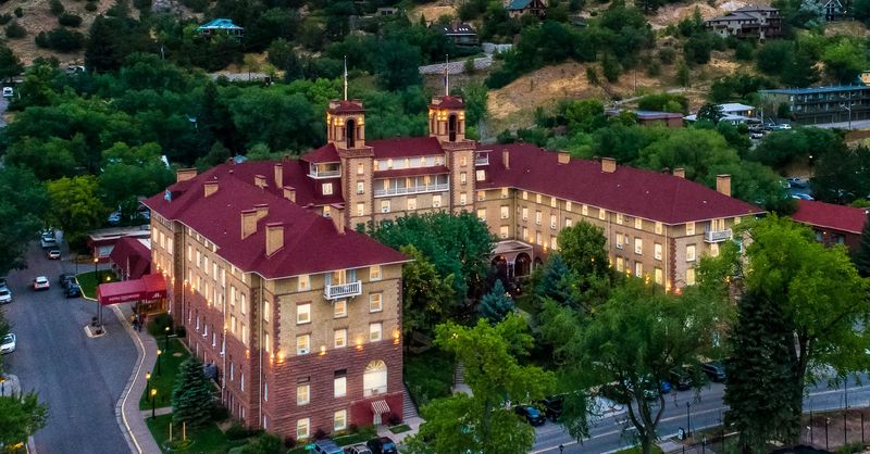 Hotel Colorado, Glenwood Springs