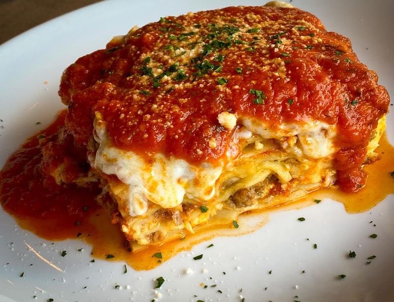 These 4 North Carolina Restaurants Were Just Named Among America’s Best, And One Took The No. 1 Spot - Decor Hint This North Carolina Italian Restaurant Serves Lasagna For Three And Has An Aunt Stella Special