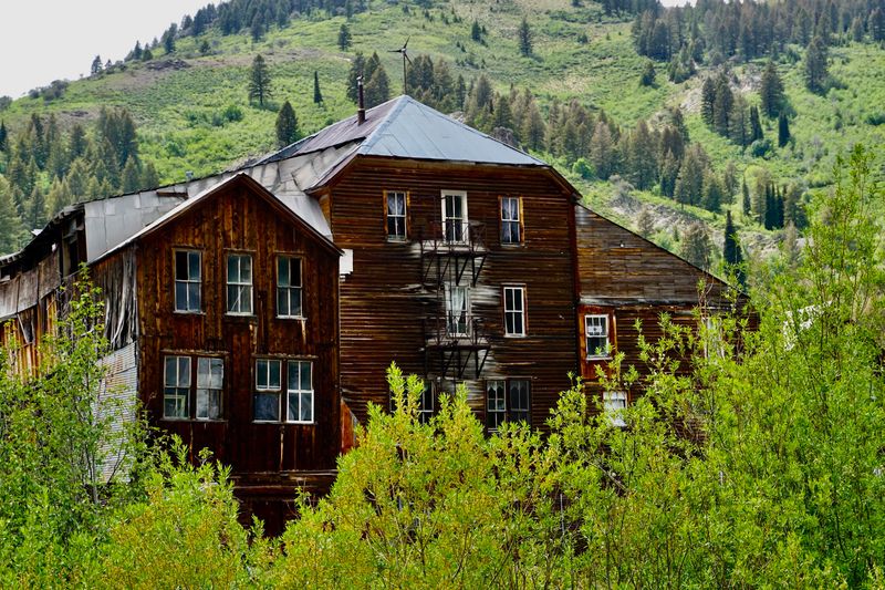 A Mountain Hotel That Still Takes Guests In A Town Time Forgot