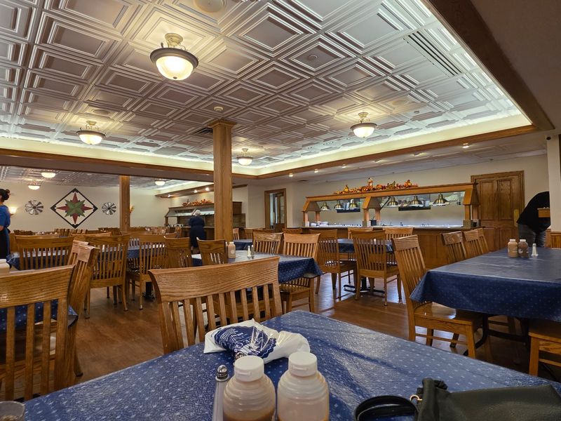 Blue Gate Restaurant & Bakery, Shipshewana