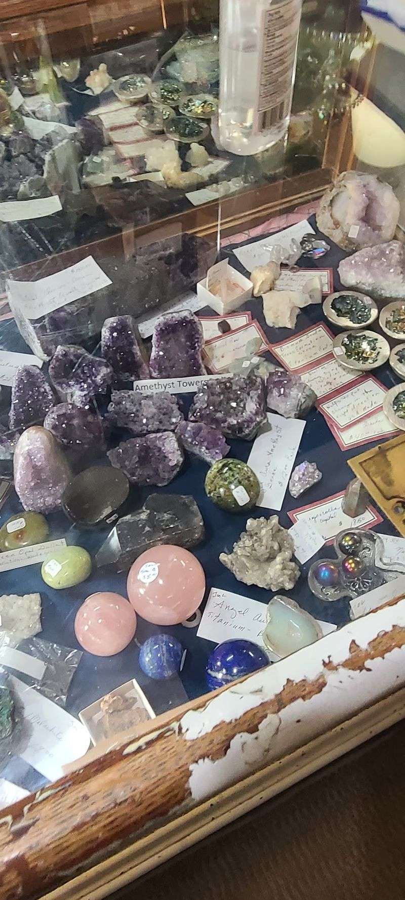 Rocks, Gems, And Shaker Pairs