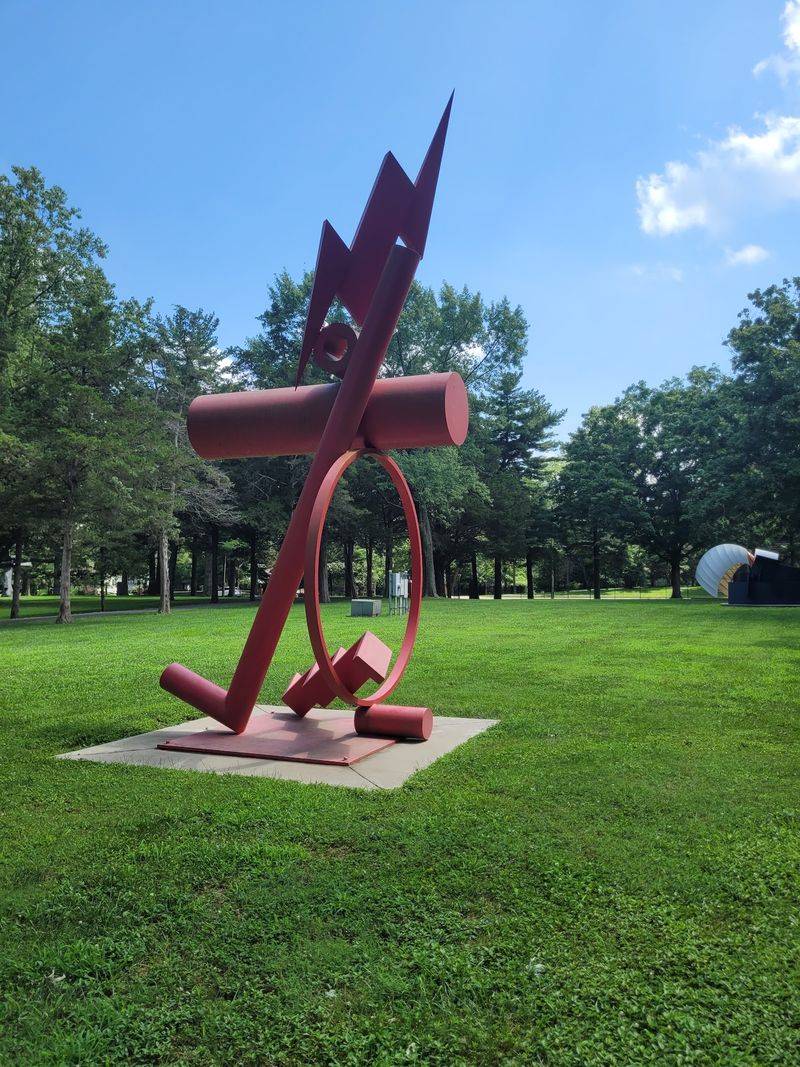 Goldman-Kuenz Sculpture Park At Cedarhurst, Mt Vernon