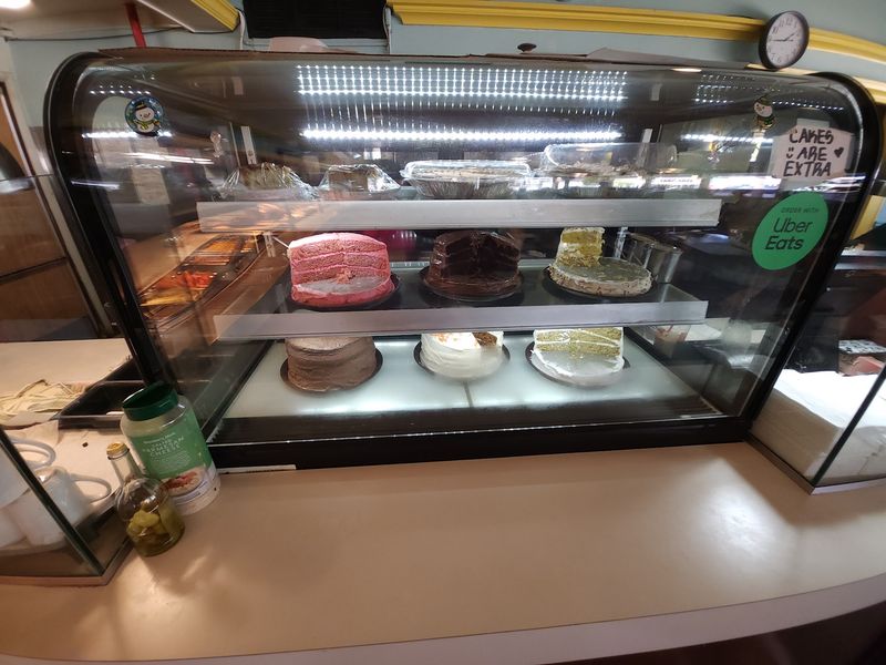 Prime Rib Gets Carved Thick Under A Heat Lamp At This Florida Buffet Every Single Night - Decor Hint Save Room For Carrot Cake And Banana Pie
