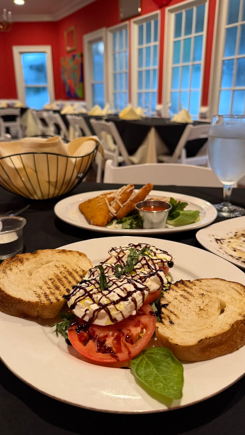 Pair Dinner With Burrata Caprese Or Crispy Fried Mozzarella