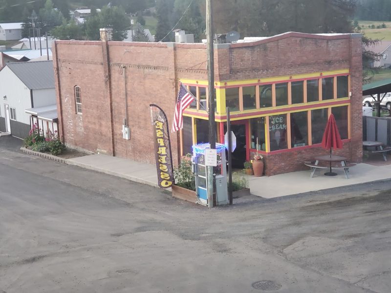 Plan Your Huckleberry Weekend Around Summer