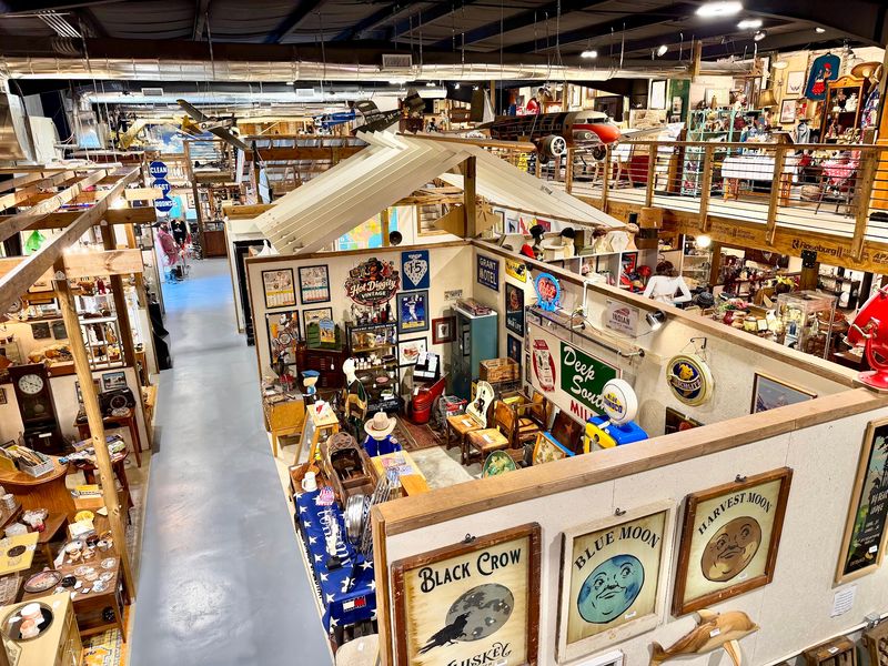 Picker Joe's Antique Mall & Vintage Market