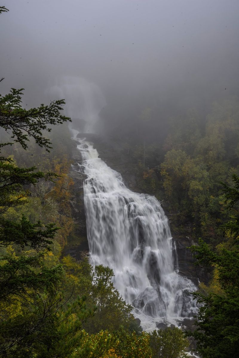 This 411-Foot North Carolina Waterfall Is Roaring With Millions Of Gallons Of Water After Days Of Heavy Rain - Decor Hint Weekend Rain Gave The Whitewater River A Serious Boost