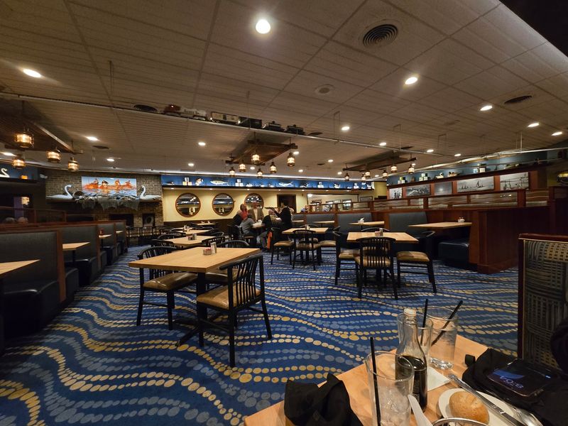 10 Wonderfully Weird Themed Restaurants In Maryland Where Dinner Becomes An Adventure - Decor Hint Fisherman's Inn, Grasonville