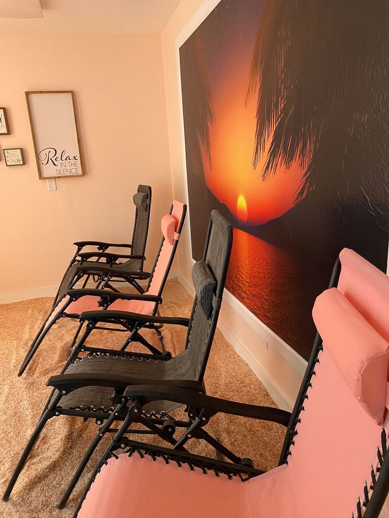 Zero Gravity Chairs And Ocean Sounds