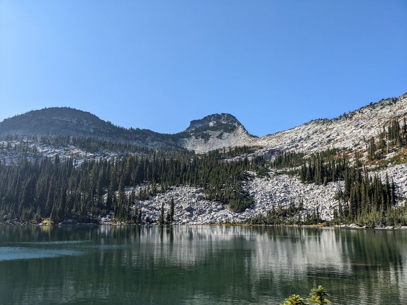 The 4-Mile Idaho Trail That Climbs Granite To Reach An Alpine Lake In The Selkirks - Decor Hint A Lake Cupped In Stone