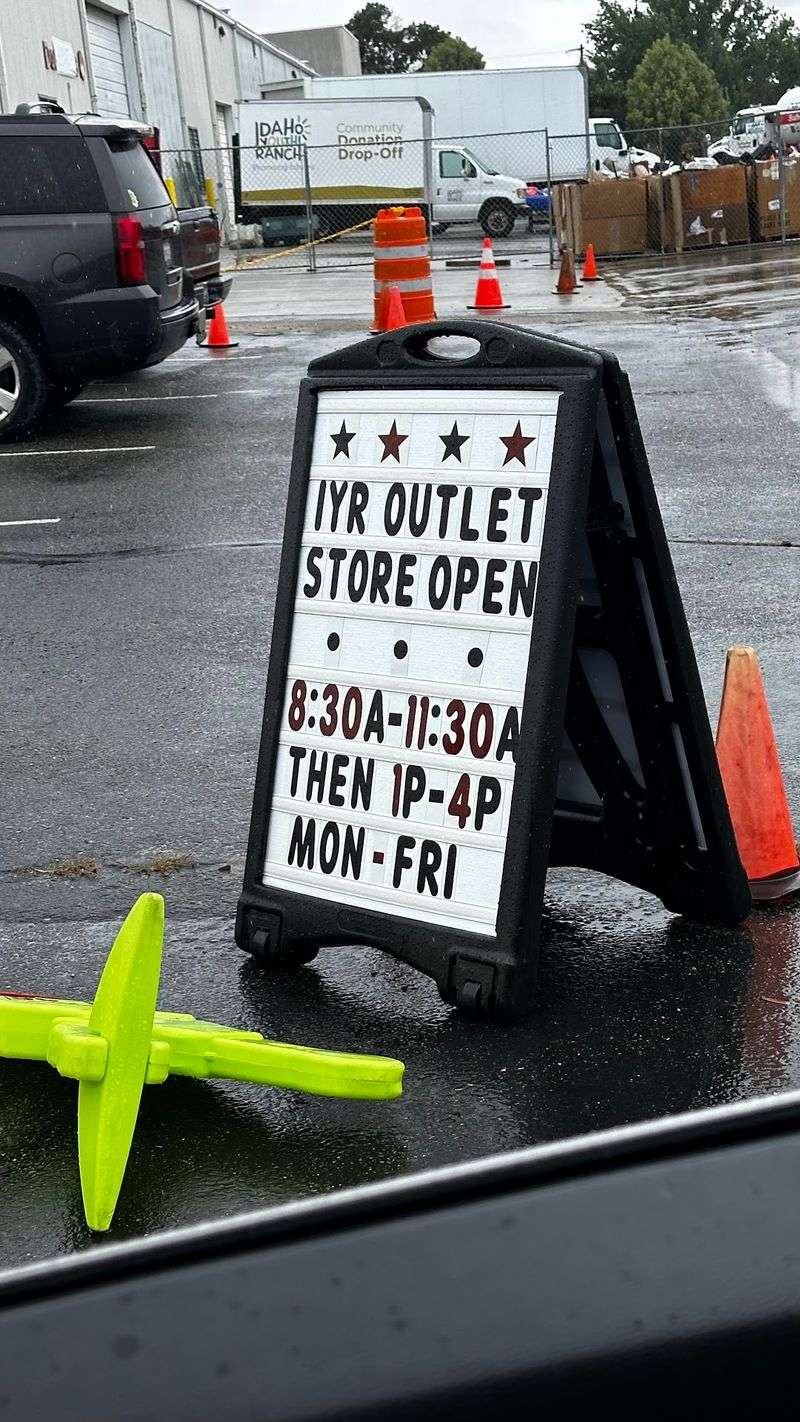Timing Your Visit Around The Midday Break