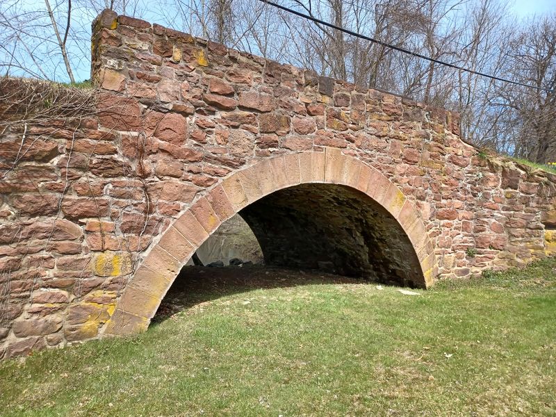 An Old Stone Arch With Staying Power