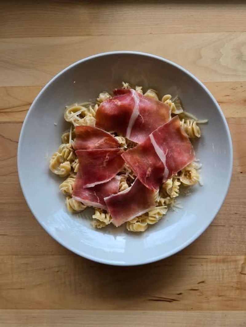 The Adventurist Says A Michelin Bib Gourmand Would Make Sense At This Michigan Pizza And Pasta Spot - Decor Hint Those Handmade Pastas Are The Headliners