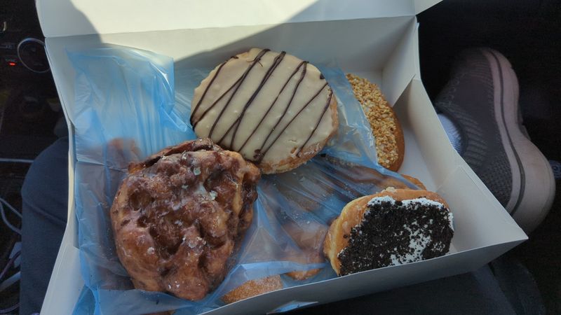 The Apple Fritter That Earns Its Spot in the Headline