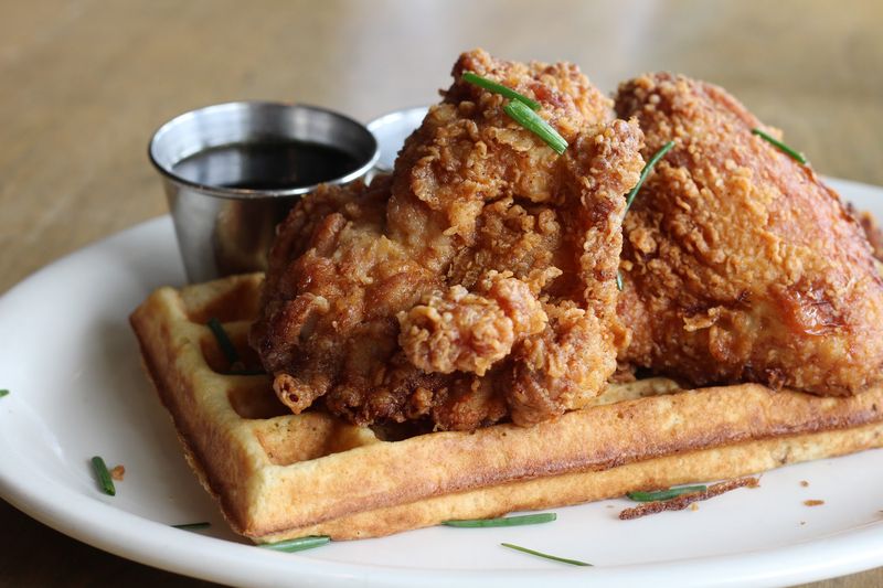 Poppy + Rose, Los Angeles: Chicken, Waffles, And Downtown Charm