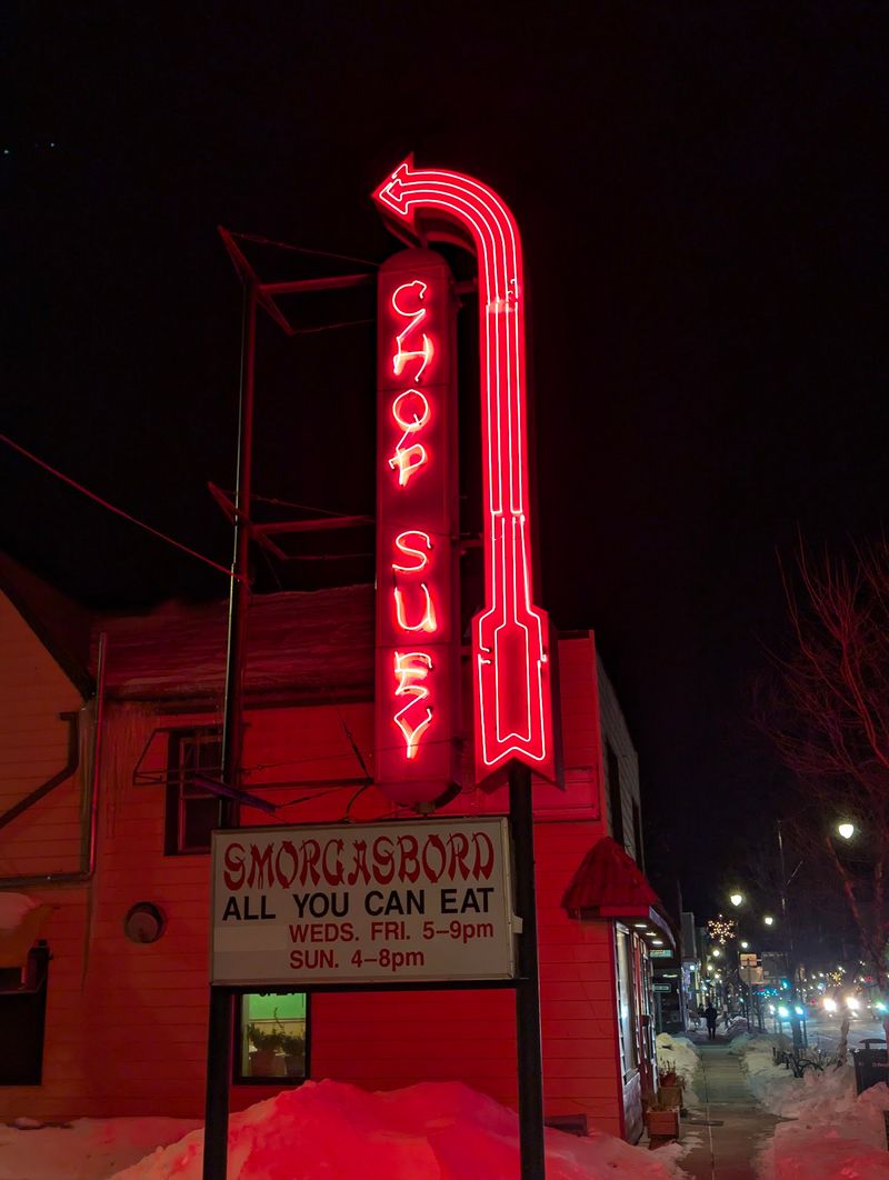 We Ranked The 9 Top Old-School Chinese Restaurants In New York And Here’s Who Made The Cut - Decor Hint Eng's Restaurant, Neon Glow On Broadway