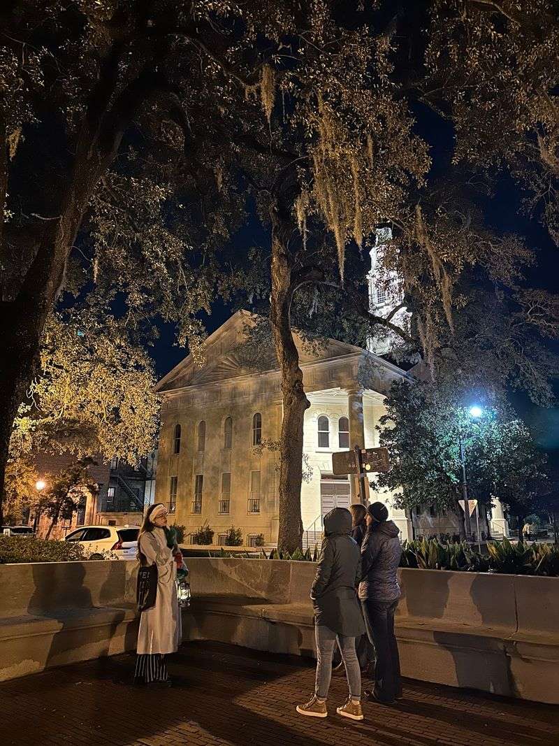 Savannah: Ghost Stories Under The Spanish Moss