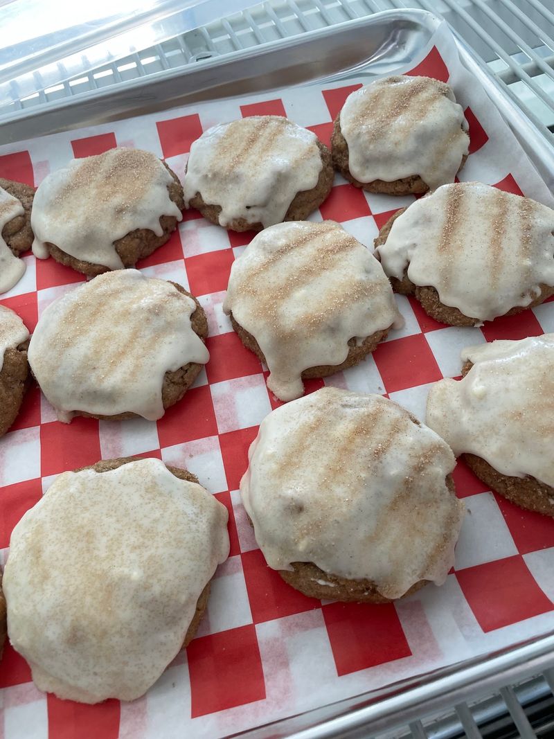 This Completely Gluten-Free Idaho Bakery Bakes Cinnamon Rolls And Danishes Nobody Has To Ask About - Decor Hint When To Go And Why It Earns A Spot On Your Route