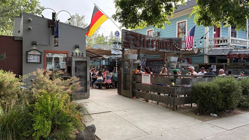 Der Biergarten Midtown, Sacramento