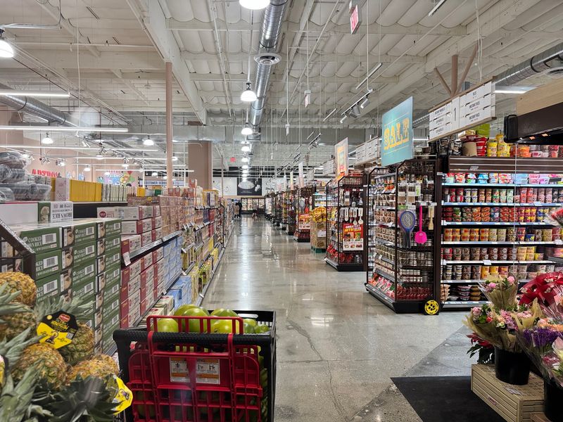 Two Carts Can Pass Without A Single Awkward Shuffle