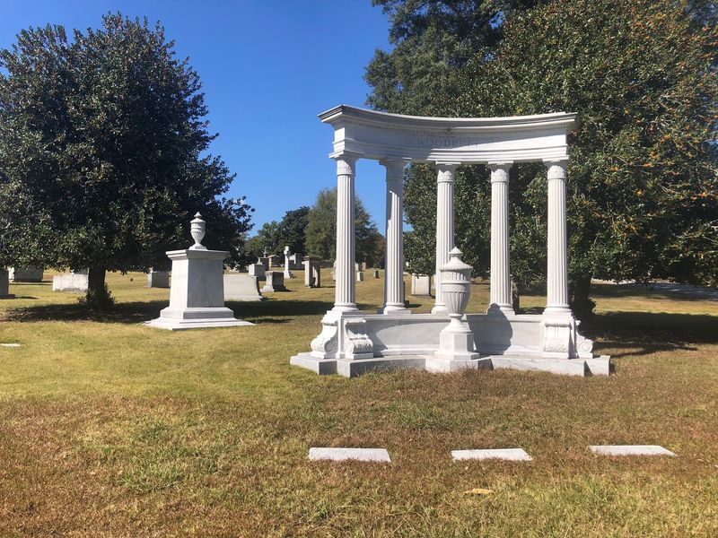 Some Of Atlanta's Biggest Names Rest Along These Roads