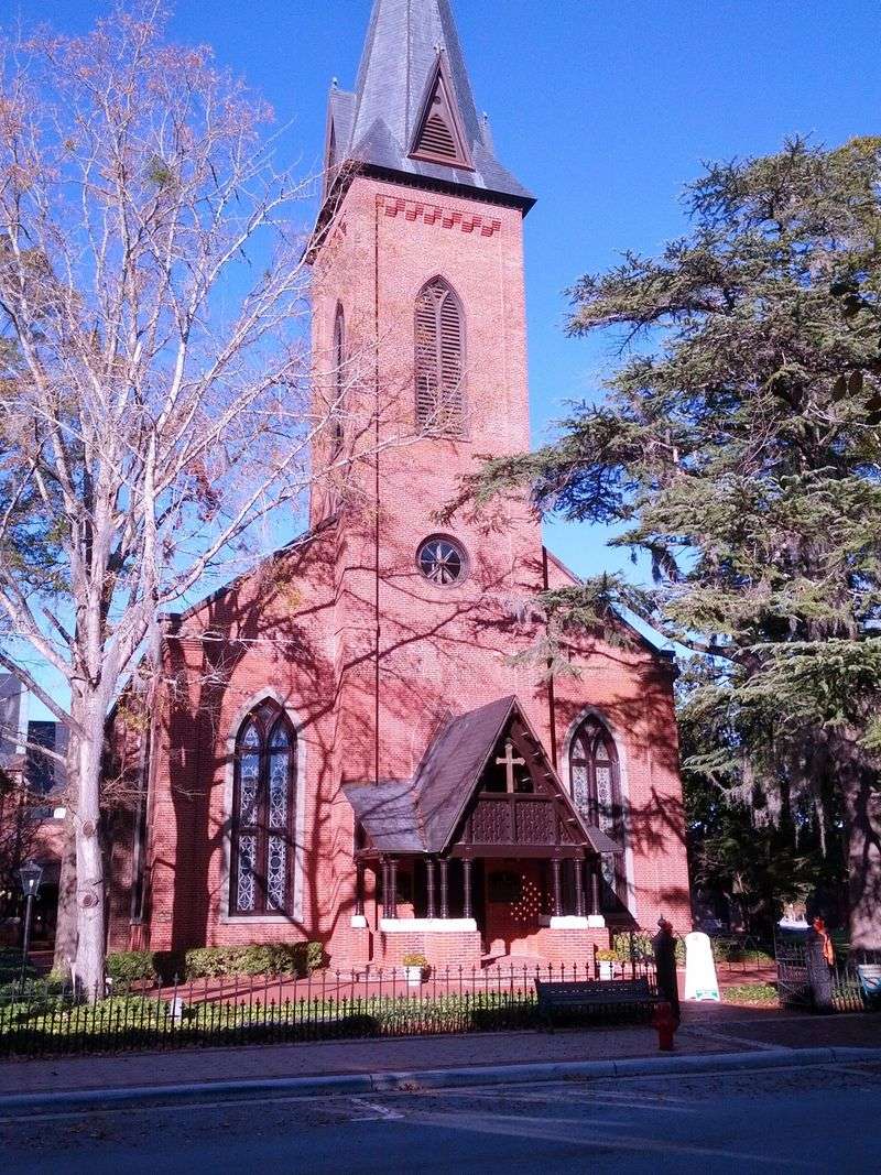 Self-Guided Book Tours Turn A Walk Into A Scavenger Hunt
