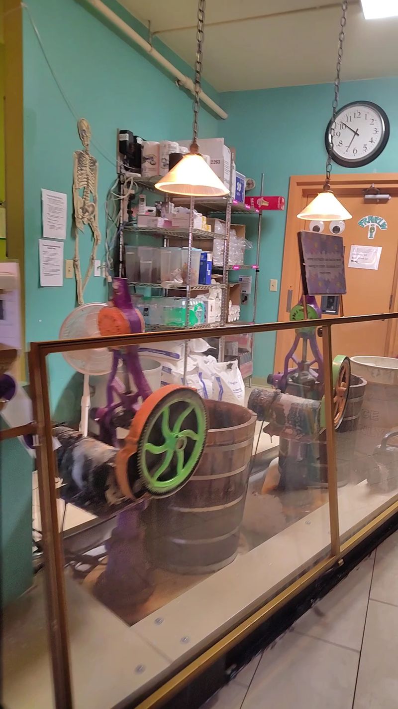 Started In A Gas Station Garage, This Nebraska Ice Cream Shop Now Draws Lines Down The Block - Decor Hint Every Batch Gets Churned Right Here, Slowly