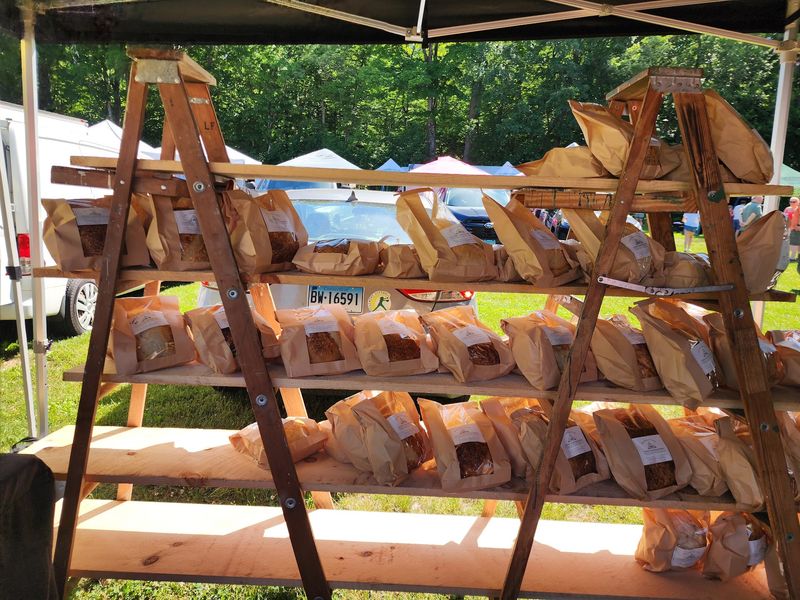 This Connecticut Farmers Market Was Just Named One Of The 11 Best In America - Decor Hint Rain Or Shine, Sunday Mornings Belong To This Field
