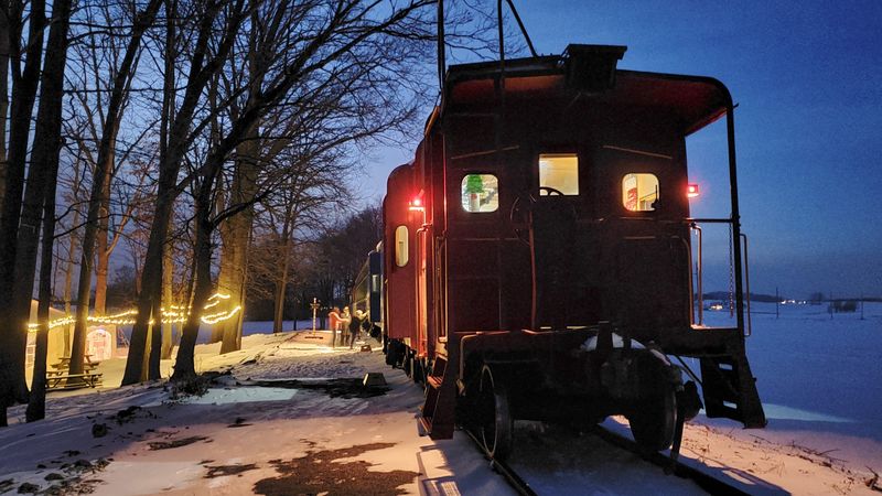 Pennsylvania's Magical Christmas Train Brings Santa To Every Child With Hot Chocolate And A Story - Decor Hint The Hot Chocolate Train Runs After Dark