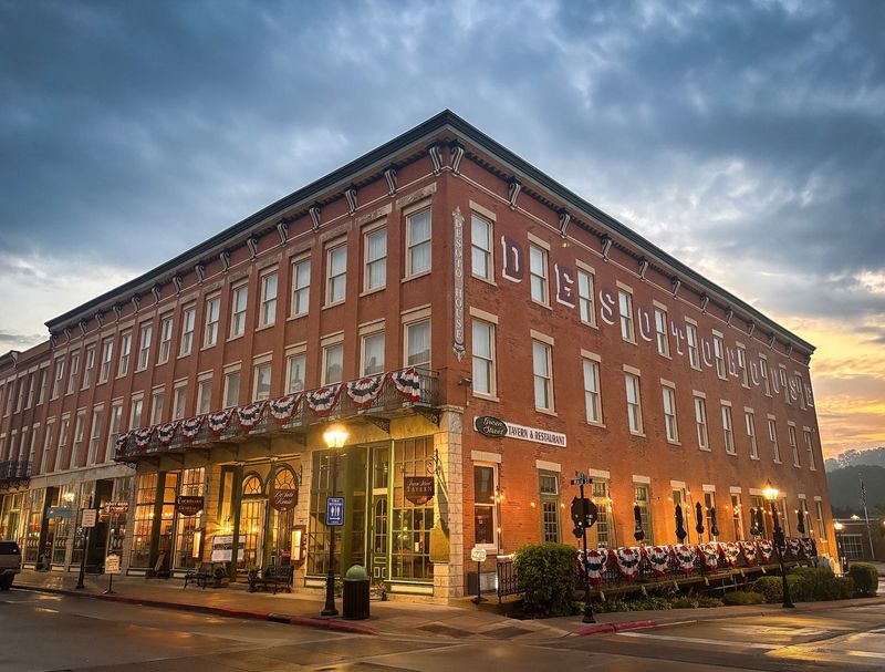 Desserts, Music, And An Evening Show In A Hotel From 1855