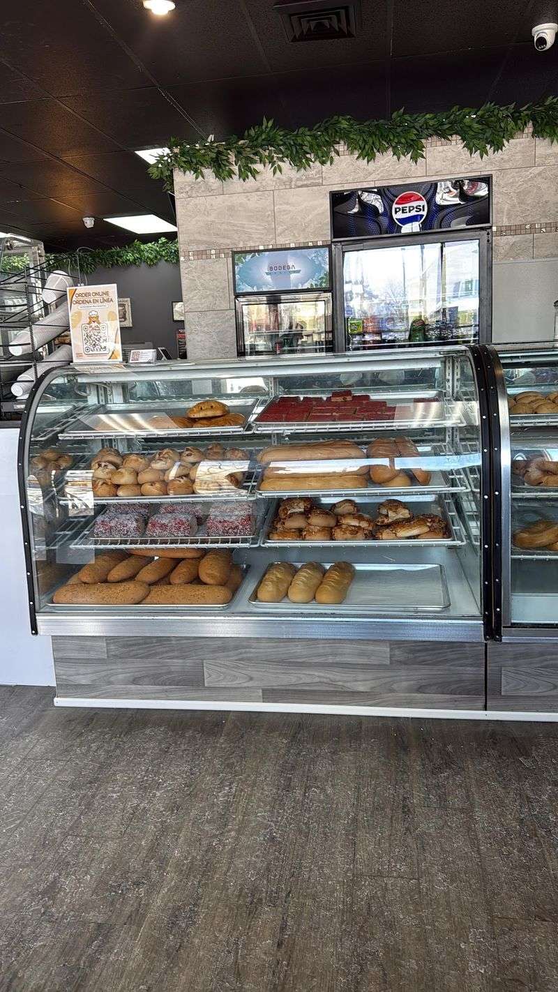 This Connecticut Colombian Bakery Keeps Breakfast Crowds Coming Back For Fresh Arepas, Empanadas And Sweet Bread - Decor Hint Wash It All Down With Colombian Coffee And Fruit Juices