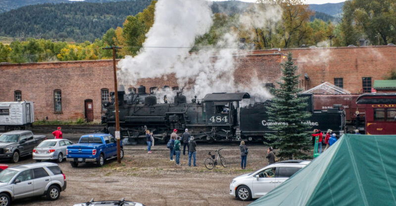 This Stunning Train Ride In New Mexico Is Packed With Fall Color And Family-Friendly Fun