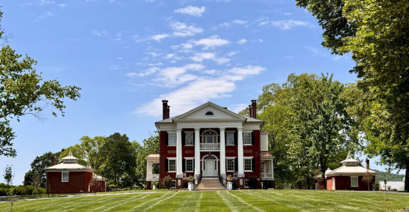This 1819 Virginia Mansion Just Reopened With A Restaurant After Years Of Standing Empty