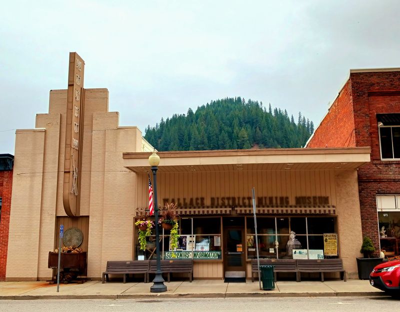 Wallace Idaho Put Every Downtown Building On The National Register To Stop A Freeway