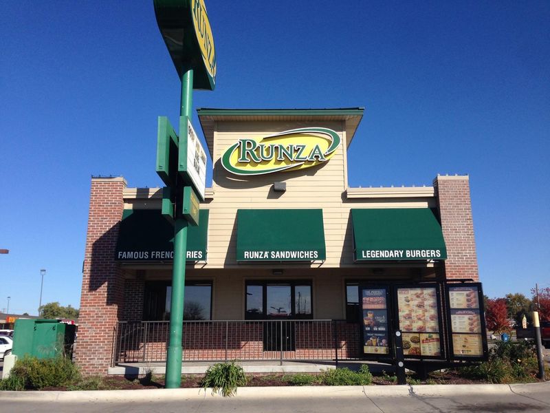 This Nebraska Restaurant Chain Began In 1949, And One Of Its Locations Still Serves The Signature Sandwich