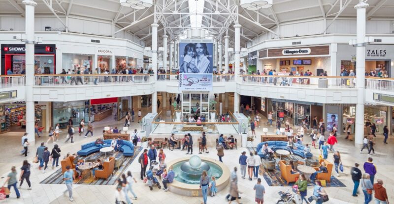 This Massive Connecticut Mall Has So Many Shops, Restaurants And Sweet Treats You’ll Want To Stay All Day