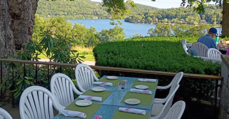 This Connecticut Restaurant Is Hidden Down A Quiet Country Road, But The Food Is Worth The Detour