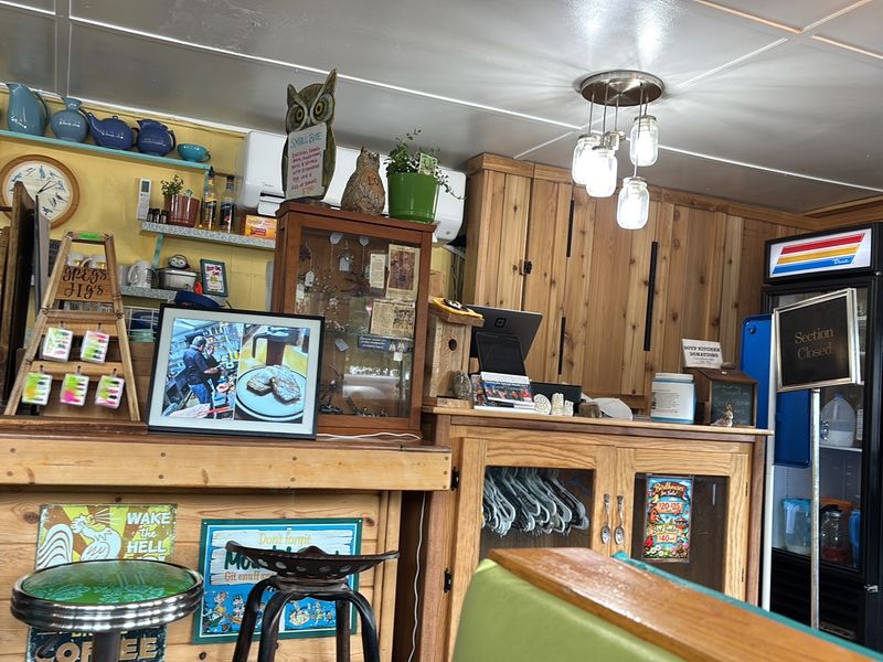 The Best Biscuits And Gravy In Idaho Come Out Of A Tiny Cafe With Barely A Dozen Seats