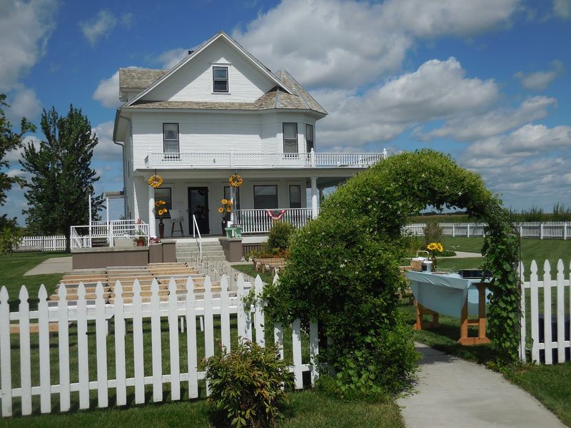This Nebraska Living History Farm Brings Back 1920s Farm Life And Most Folks Have Never Visited