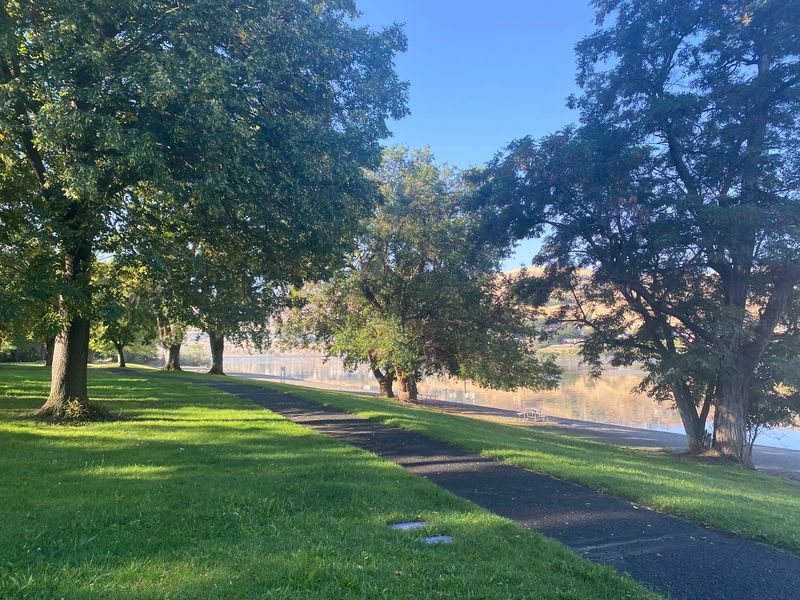 9 Idaho River Walks And Lakeside Walks Families Stroll Without Climbing A Single Hill
