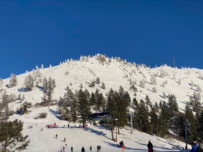 This Nonprofit Idaho Ski Hill Above Boise Has Kept Its Lifts Running For Local Families Since The 1940s