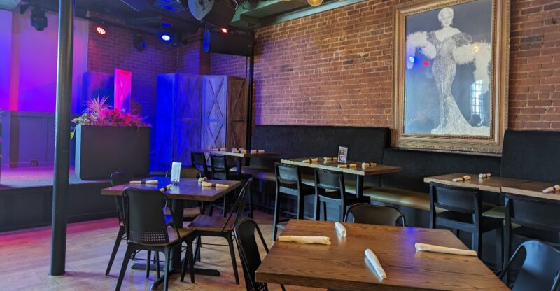 This Old-School Connecticut Restaurant Has Been Serving Prime Rib Since 1980