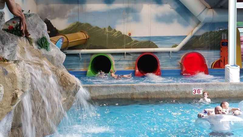 This Idaho Indoor Waterpark Keeps Kids Splashing In Swimsuits While It’s Cold Outside
