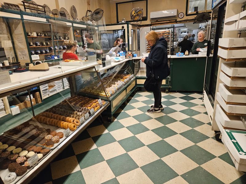 This Pennsylvania Donut Shop Closes At Noon, So Its Giant Cinnamon Rolls Are Worth An Early Alarm